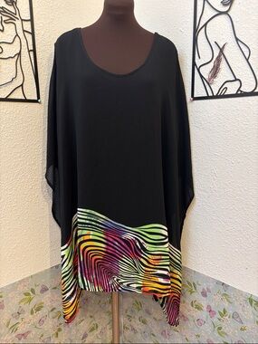 Vintage 1990’s Caroline Rose black tunic multicolor zebra pattern top. Size 3X.